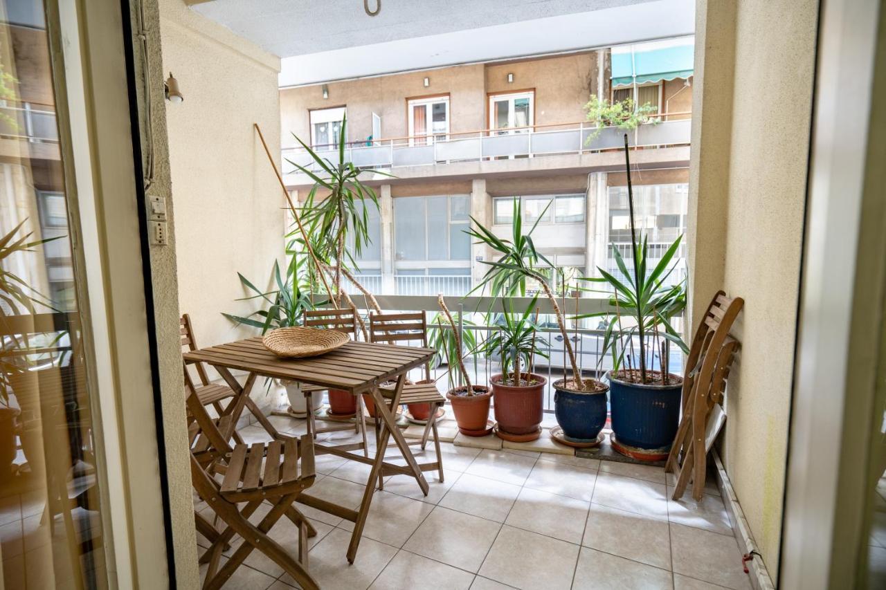 Ampelokipi Metro St. 2 Bedrooms 6 Pers. Apartment Atena Exterior foto