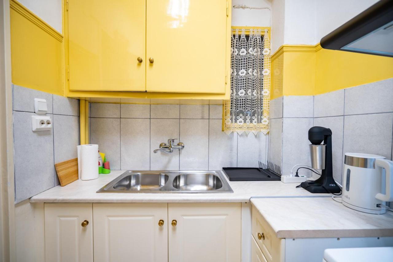 Ampelokipi Metro St. 2 Bedrooms 6 Pers. Apartment Atena Exterior foto